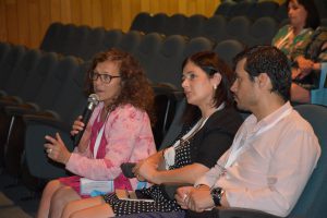 Enf.ª Margarida Parra a intervir na plateia